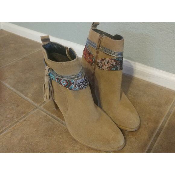 ✿ CALLISTO of California Floral Scarf Suede Leather Boots 7 M CUTE L@@K! - Picture 2 of 10
